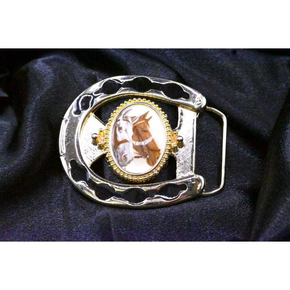 Vintage Horse Belt Buckle Western Equestrian Oval Cameo Gold Tone